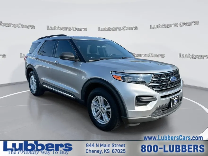 2020 Ford Explorer XLT photo 1