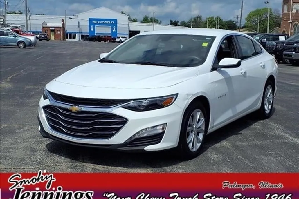 2024 Chevrolet Malibu 1LT photo 1