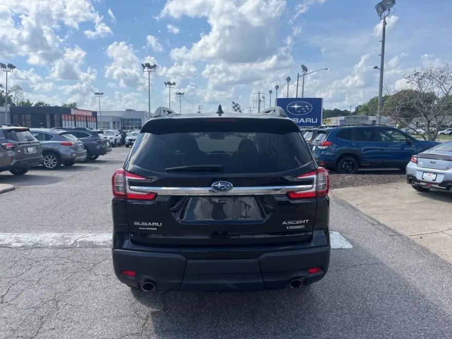 2023 Subaru Ascent Touring photo 1