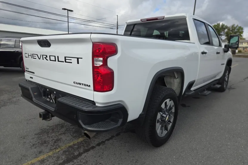 2024 Chevrolet Silverado 2500HD Custom photo 1