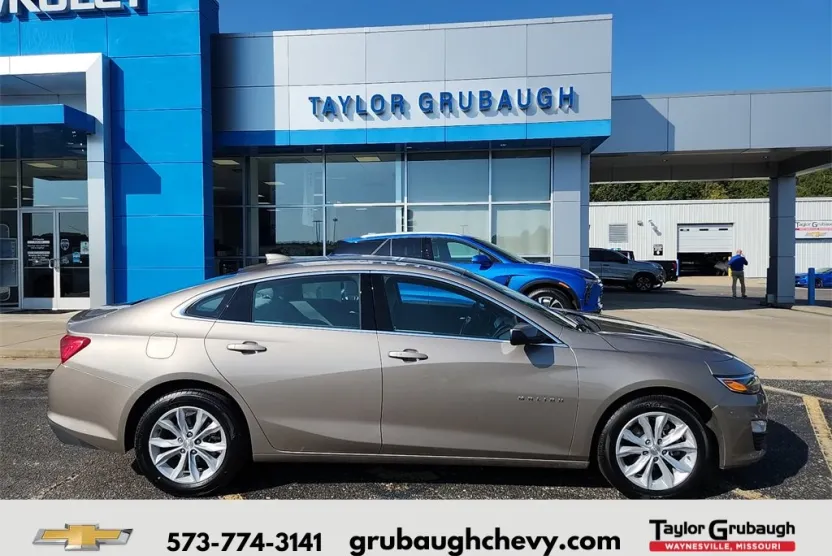 2025 Chevrolet Malibu 1LT photo 1