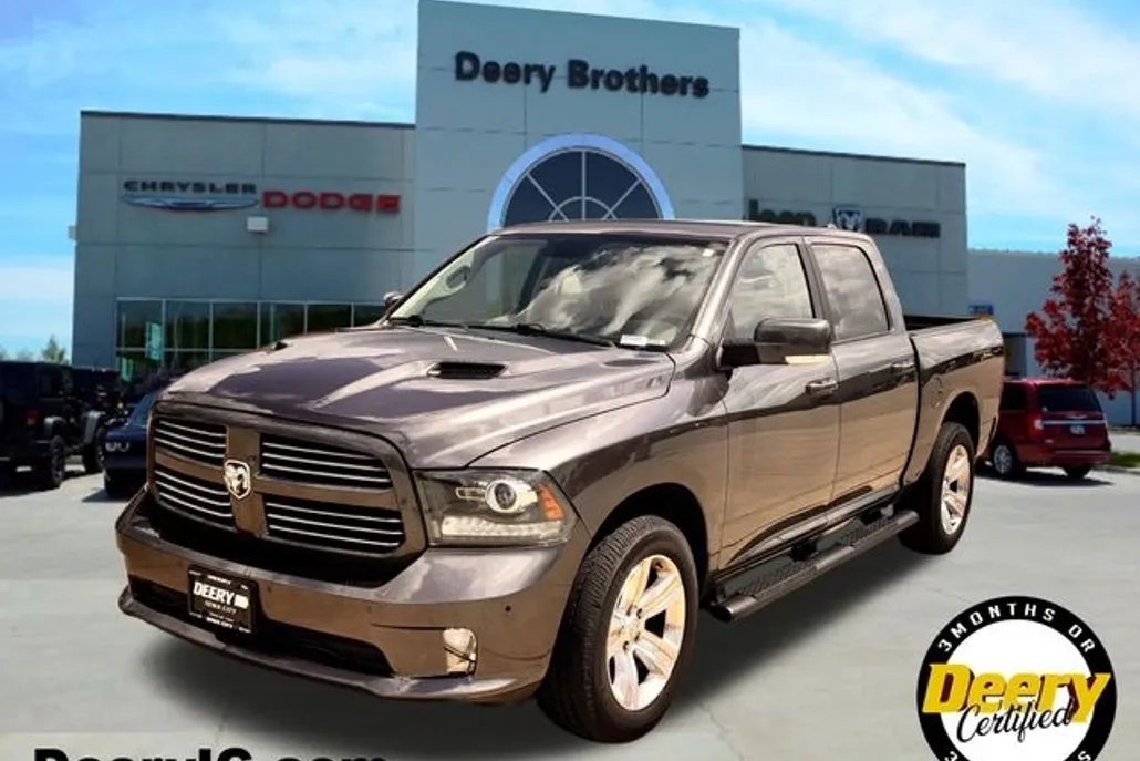 2017 Ram 1500 Sport photo 1