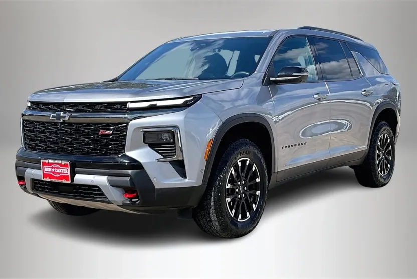 2024 Chevrolet Traverse Z71 photo 1