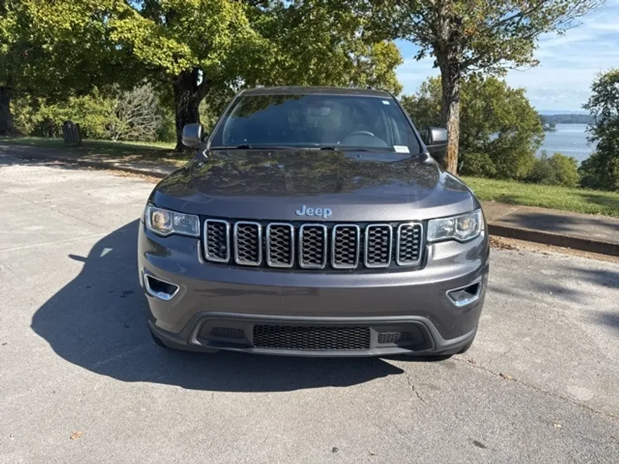2018 Jeep Grand Cherokee Laredo E photo 1