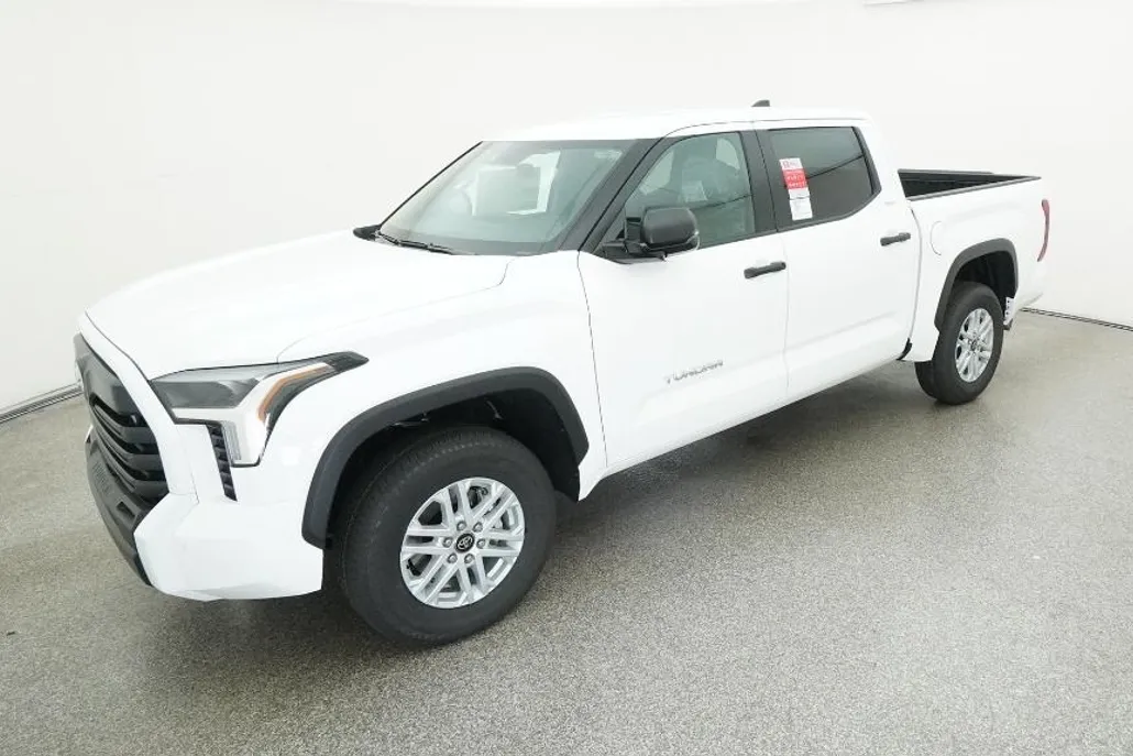 2026 Toyota Tundra SR5 CrewMax photo 1