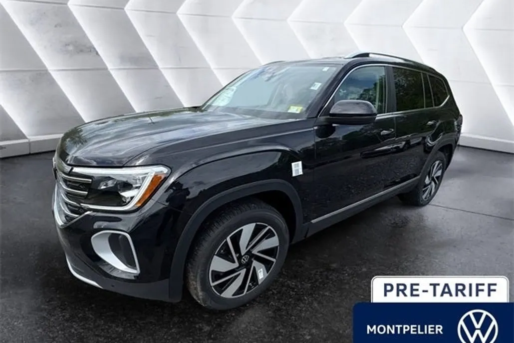 2025 Volkswagen Atlas SEL photo 1