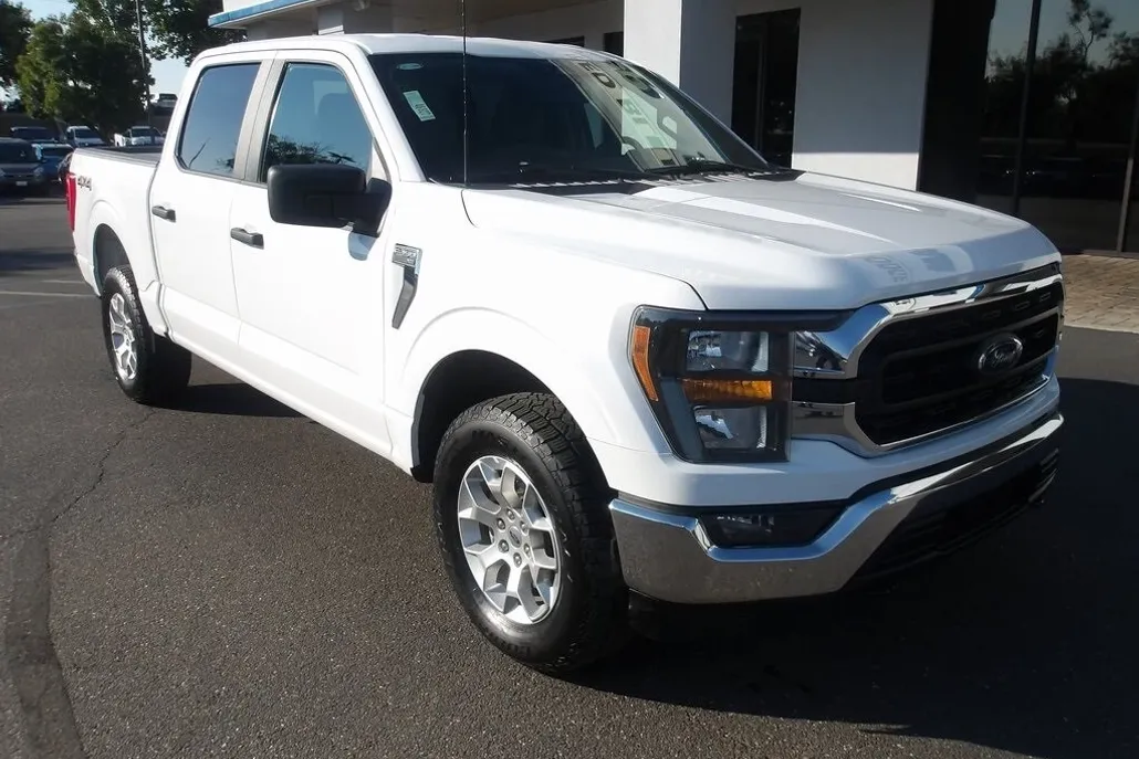 2023 Ford F-150 XLT photo 1