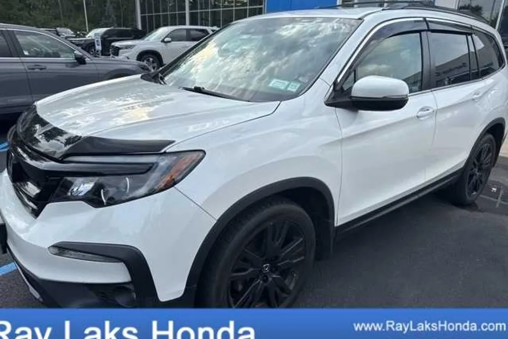 2021 Honda Pilot Special Edition photo 1
