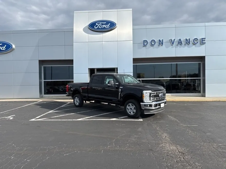 2026 Ford F-250 XLT photo 1