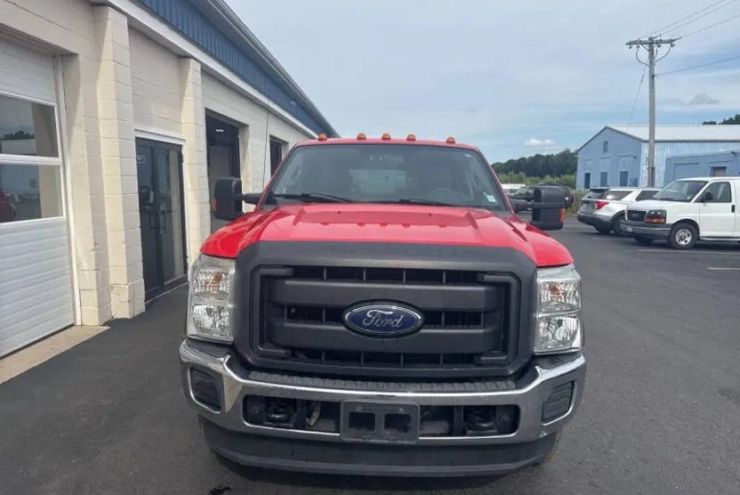 2016 Ford F-250 XL photo 1