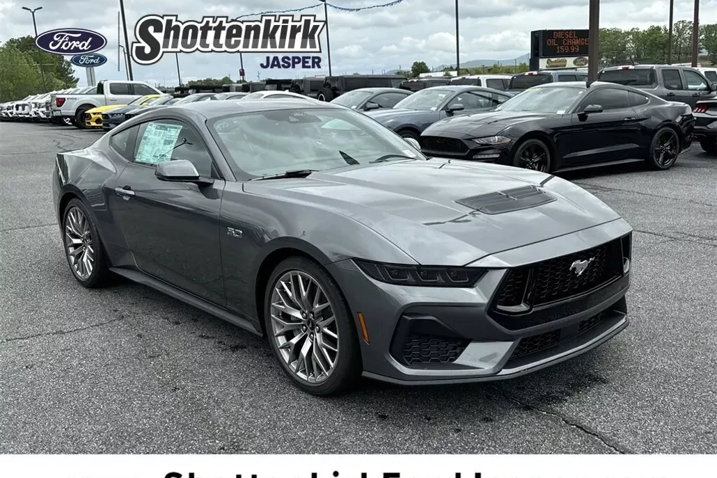 2025 Ford Mustang GT Premium photo 1