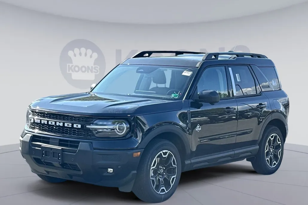 2025 Ford Bronco Sport Outer Banks photo 1