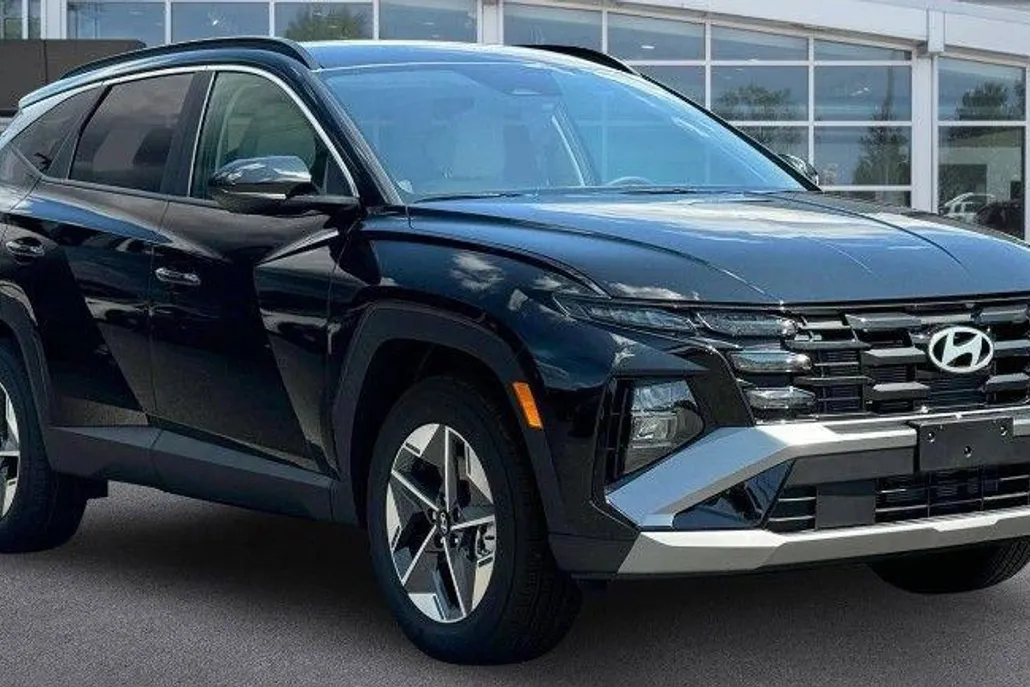 2025 Hyundai Tucson SEL photo 1