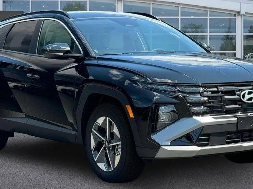 2025 Hyundai Tucson SEL photo 1