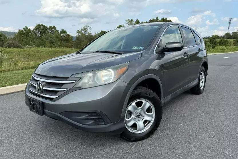 2013 Honda CR-V LX photo 1