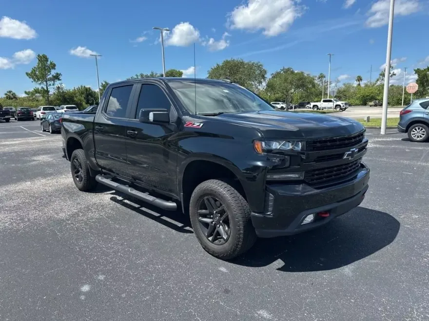 2019 Chevrolet Silverado 1500 LT Trail Boss photo 1