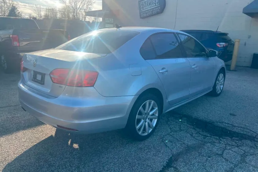 2014 Volkswagen Jetta SE photo 1