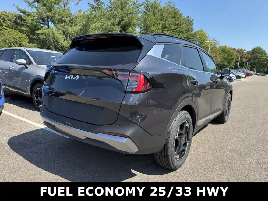 2026 Kia Sportage EX photo 1
