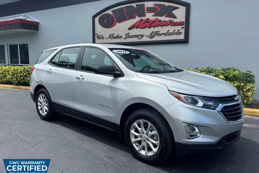2021 Chevrolet Equinox LS photo 1