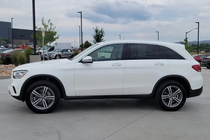 2021 Mercedes Benz GLC 300 photo 1