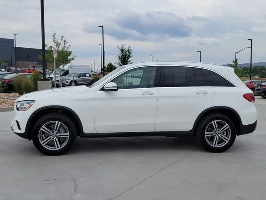 2021 Mercedes Benz GLC 300 photo 1