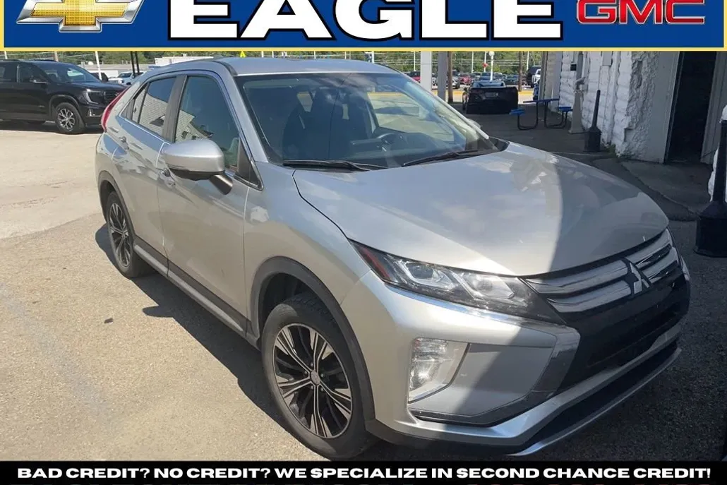 2019 Mitsubishi Eclipse Cross SEL photo 1
