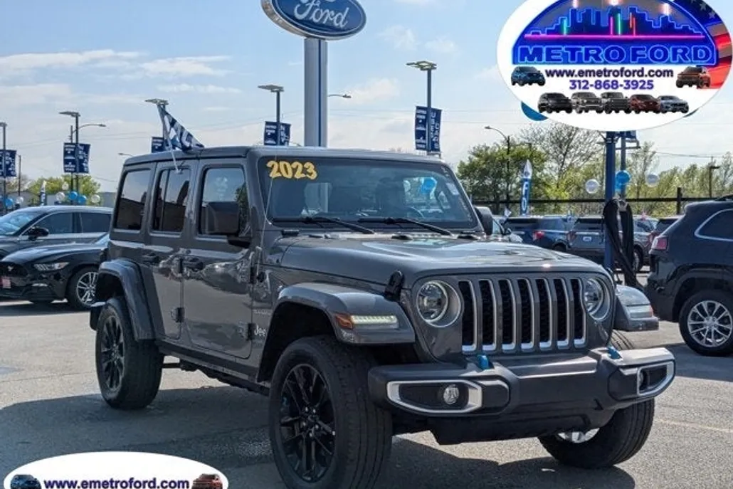 2023 Jeep Wrangler 4xe Sahara photo 1