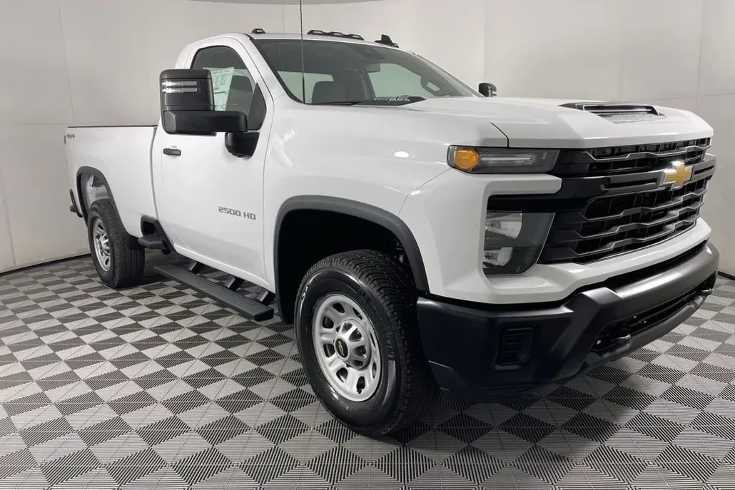 2025 Chevrolet Silverado 2500HD Work Truck photo 1
