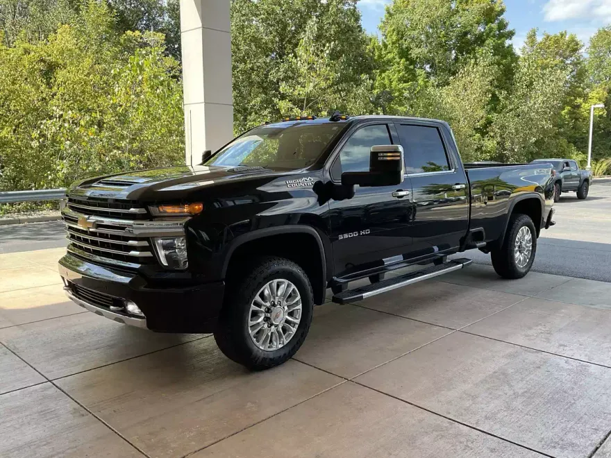 2021 Chevrolet Silverado 3500HD High Country photo 1