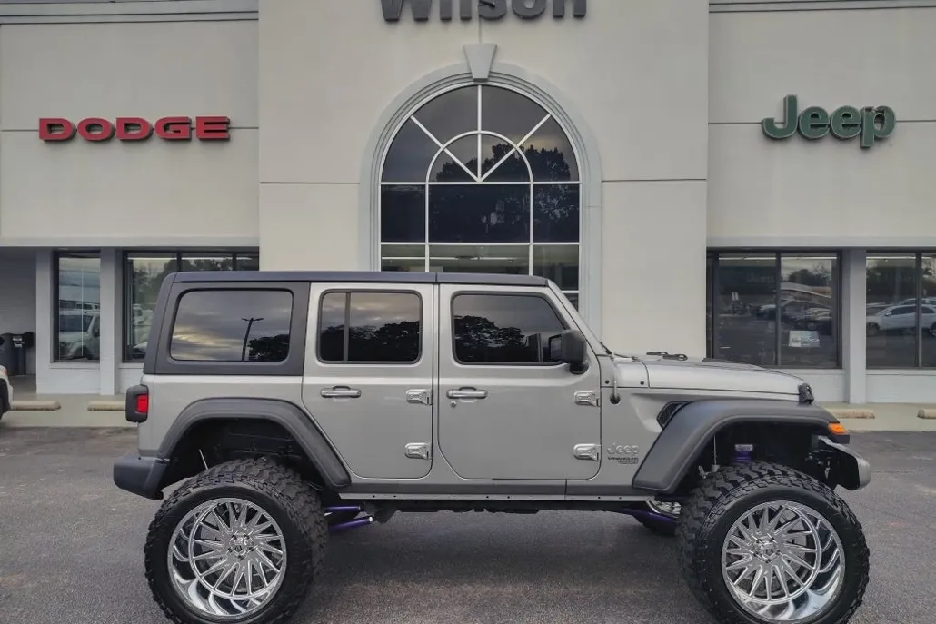 2019 Jeep Wrangler Sport S photo 1
