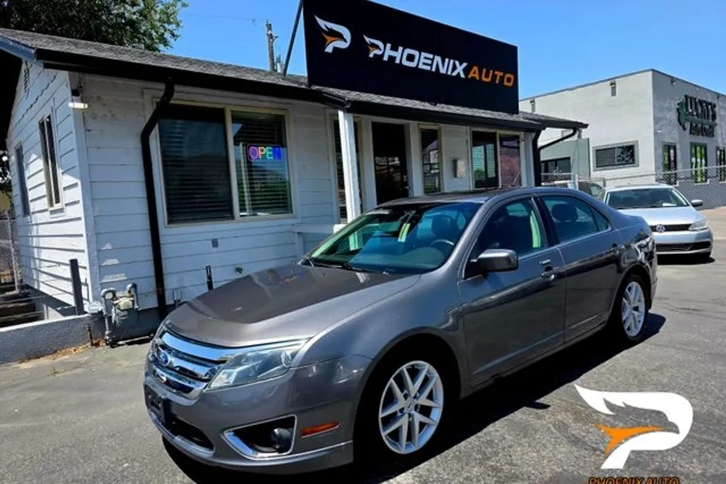 2012 Ford Fusion SEL photo 1