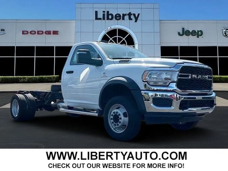 2024 Ram 5500 Tradesman photo 1