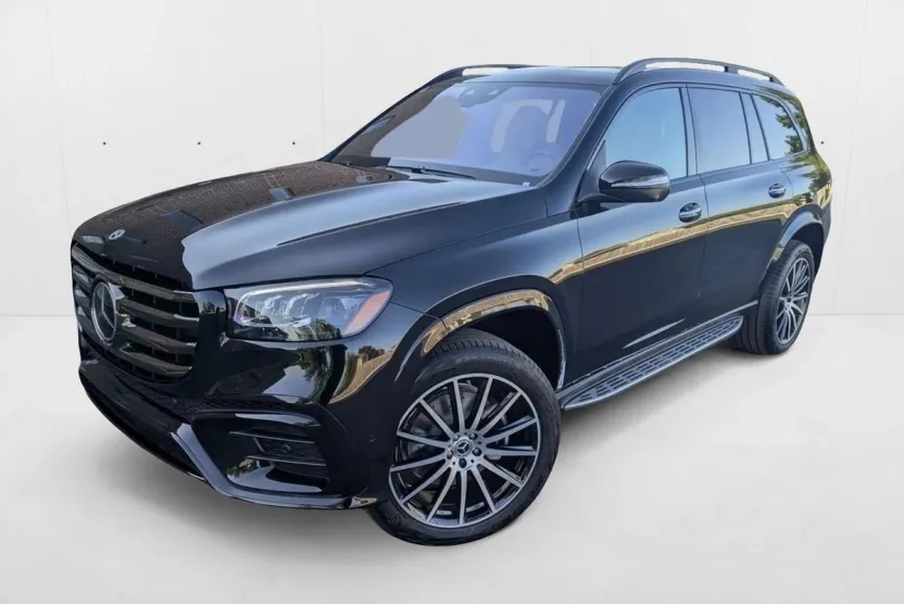 2026 Mercedes Benz GLS 580 4MATIC photo 1