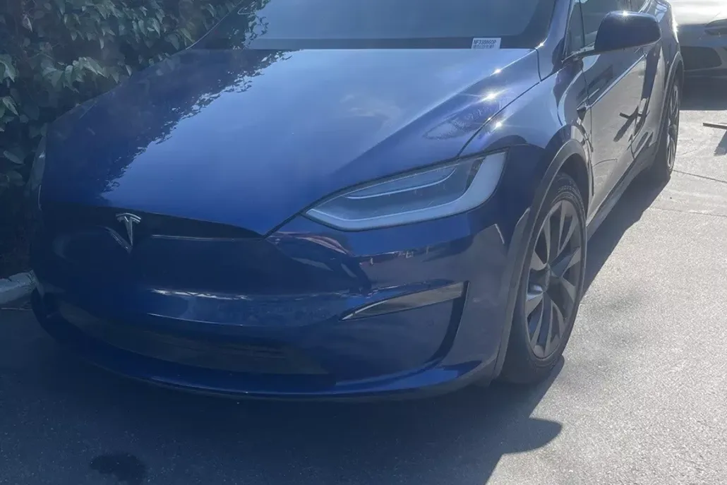 2022 Tesla Model X Plaid photo 1