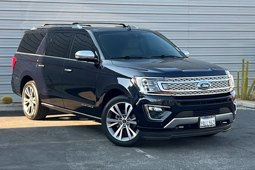 2021 Ford Expedition MAX Platinum photo 1