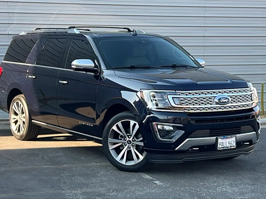 2021 Ford Expedition MAX Platinum photo 1