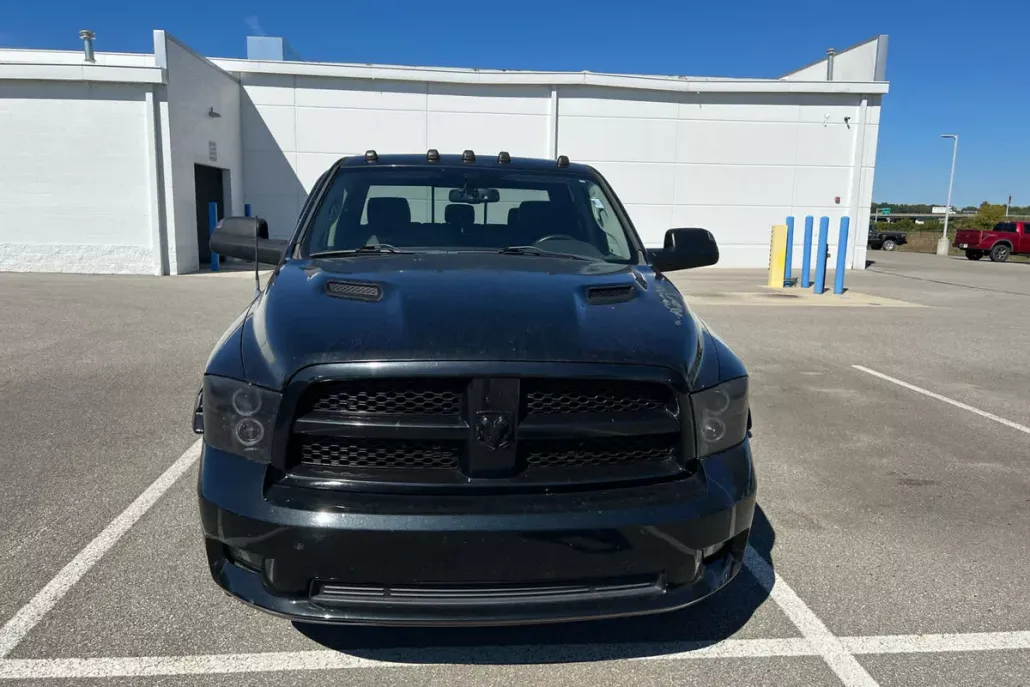 2010 Dodge Ram Laramie photo 1
