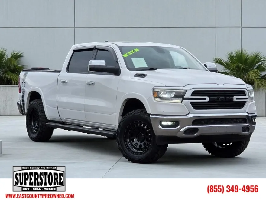 2019 Ram 1500 Laramie photo 1