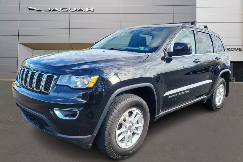 2020 Jeep Grand Cherokee Laredo E photo 1