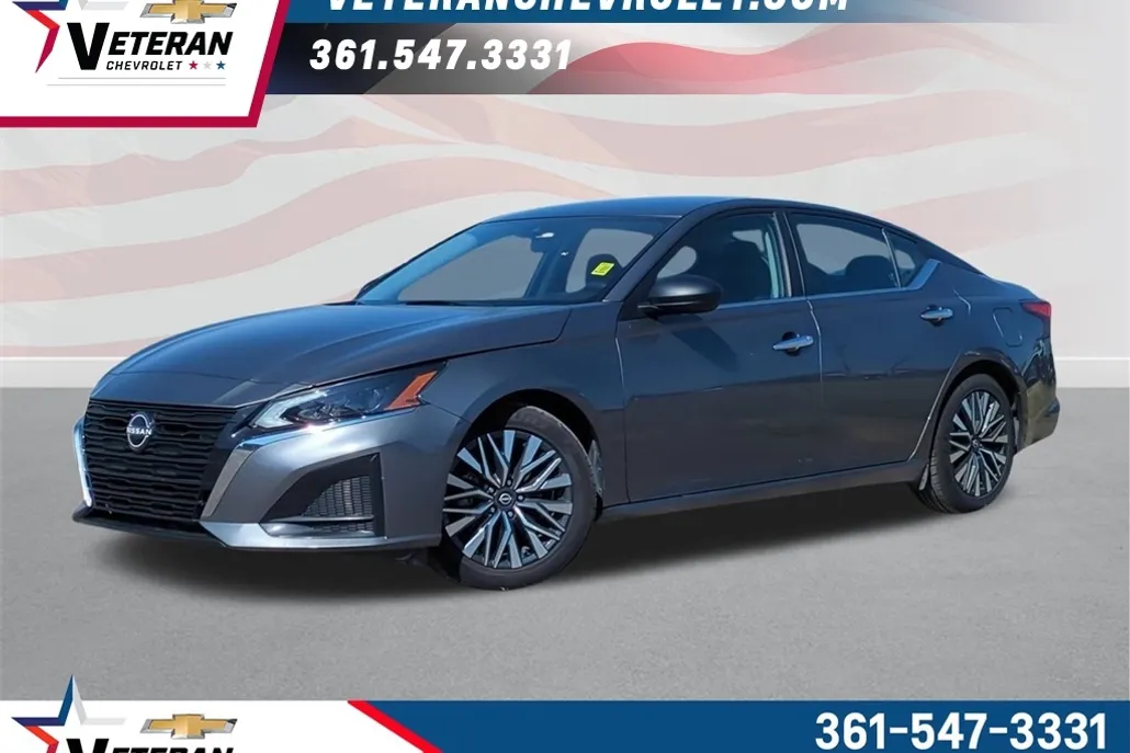 2024 Nissan Altima 2.5 SV photo 1