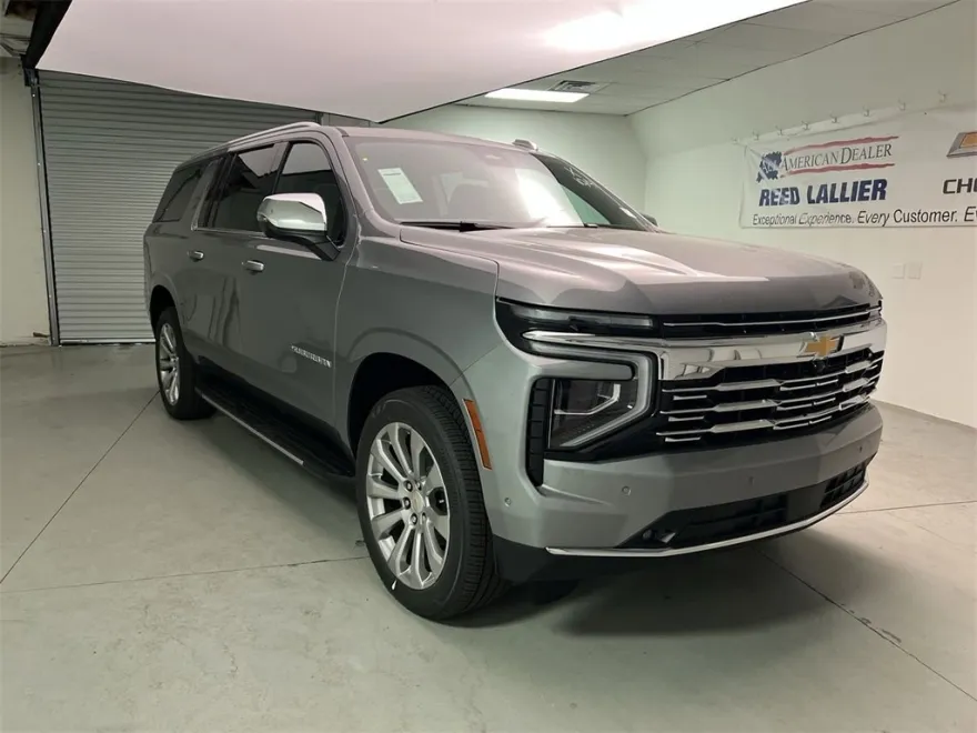 2026 Chevrolet Suburban Premier photo 1