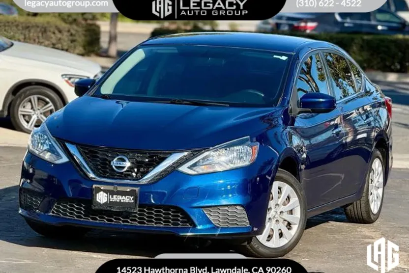 2017 Nissan Sentra photo 1