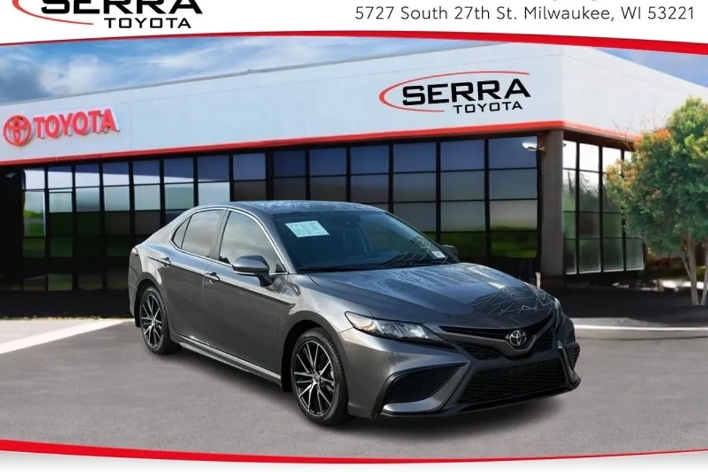 2023 Toyota Camry SE photo 1