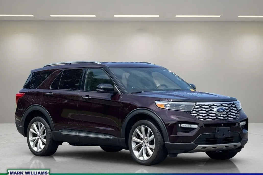 2022 Ford Explorer Platinum photo 1