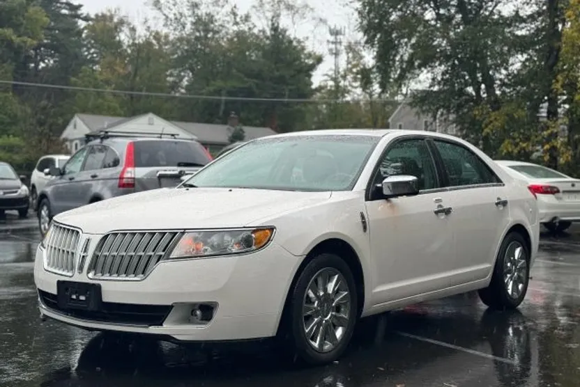 2012 Lincoln MKZ photo 1