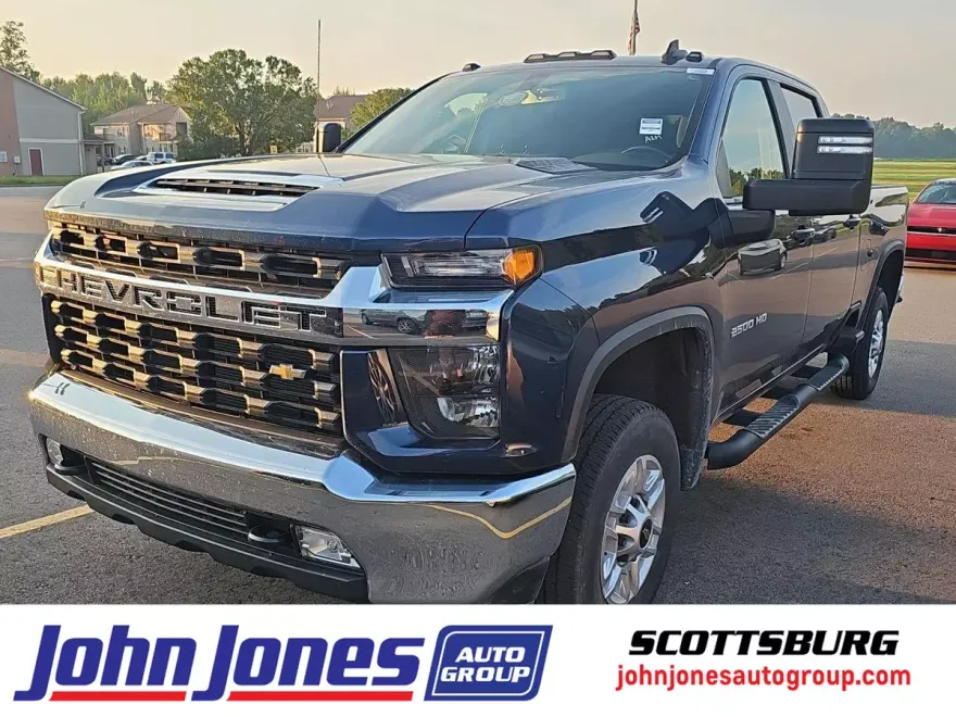 2022 Chevrolet Silverado 2500HD LT photo 1