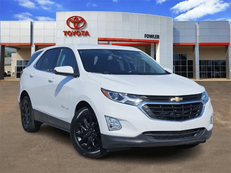 2020 Chevrolet Equinox LT photo 1