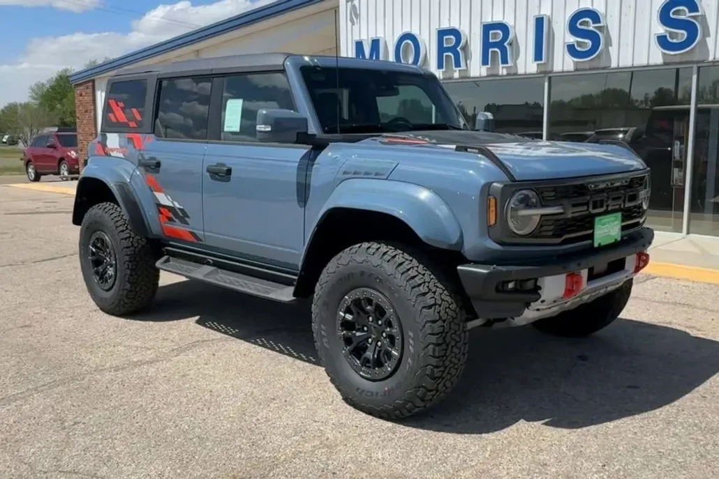 2024 Ford Bronco Raptor photo 1