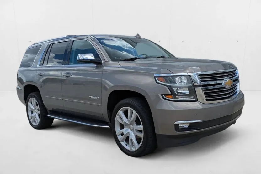 2018 Chevrolet Tahoe Premier photo 1