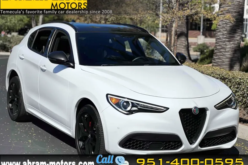 2020 Alfa Romeo Stelvio Ti Sport photo 1